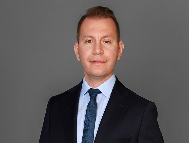 TOLGA �Z�MC�, T�RK�YE'N�N 'EN ETK�N 50 CFO' L�STES�NDE